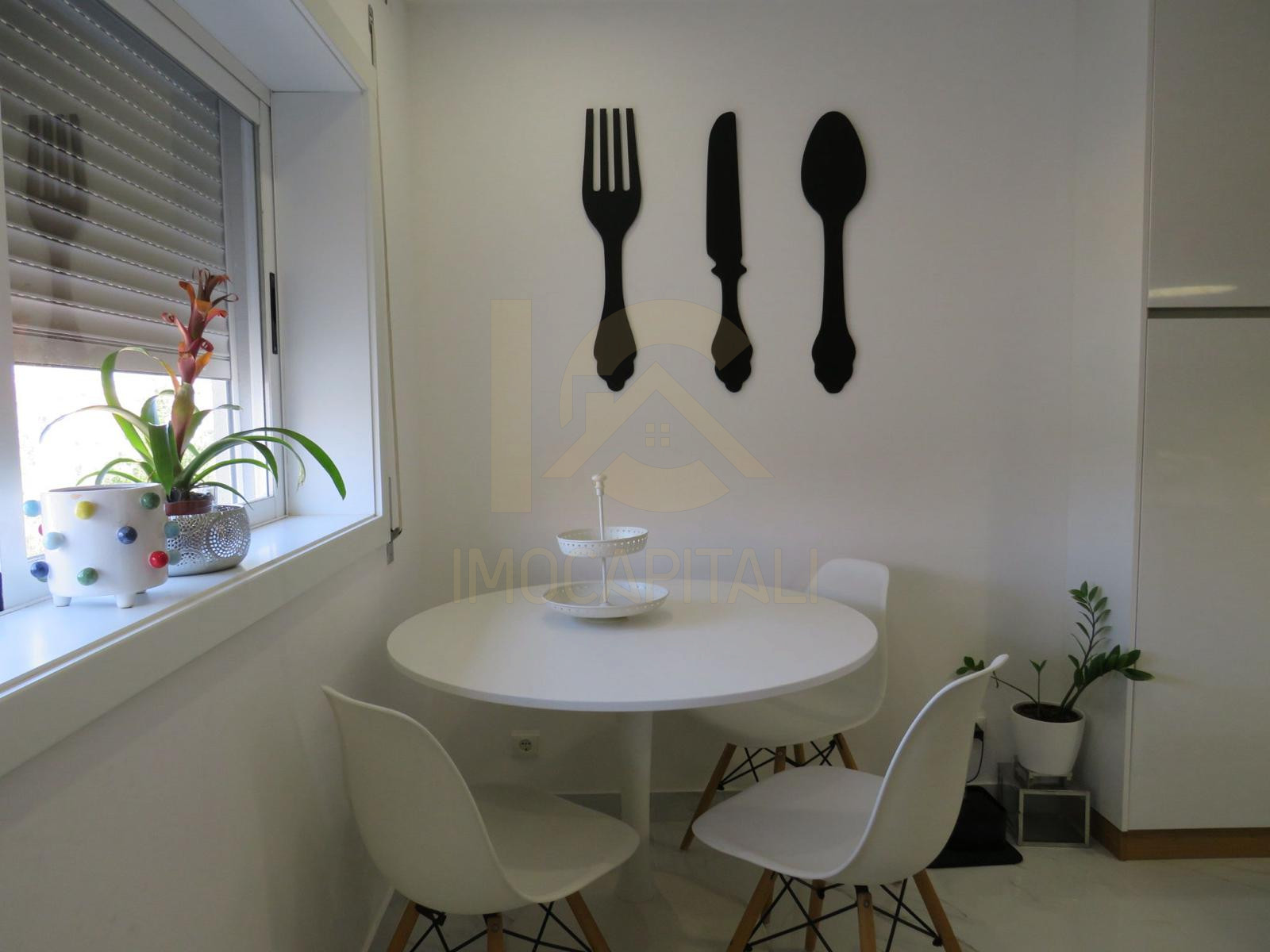 3fd086cf-d73c-4574-b8f3-cc31c16cad24