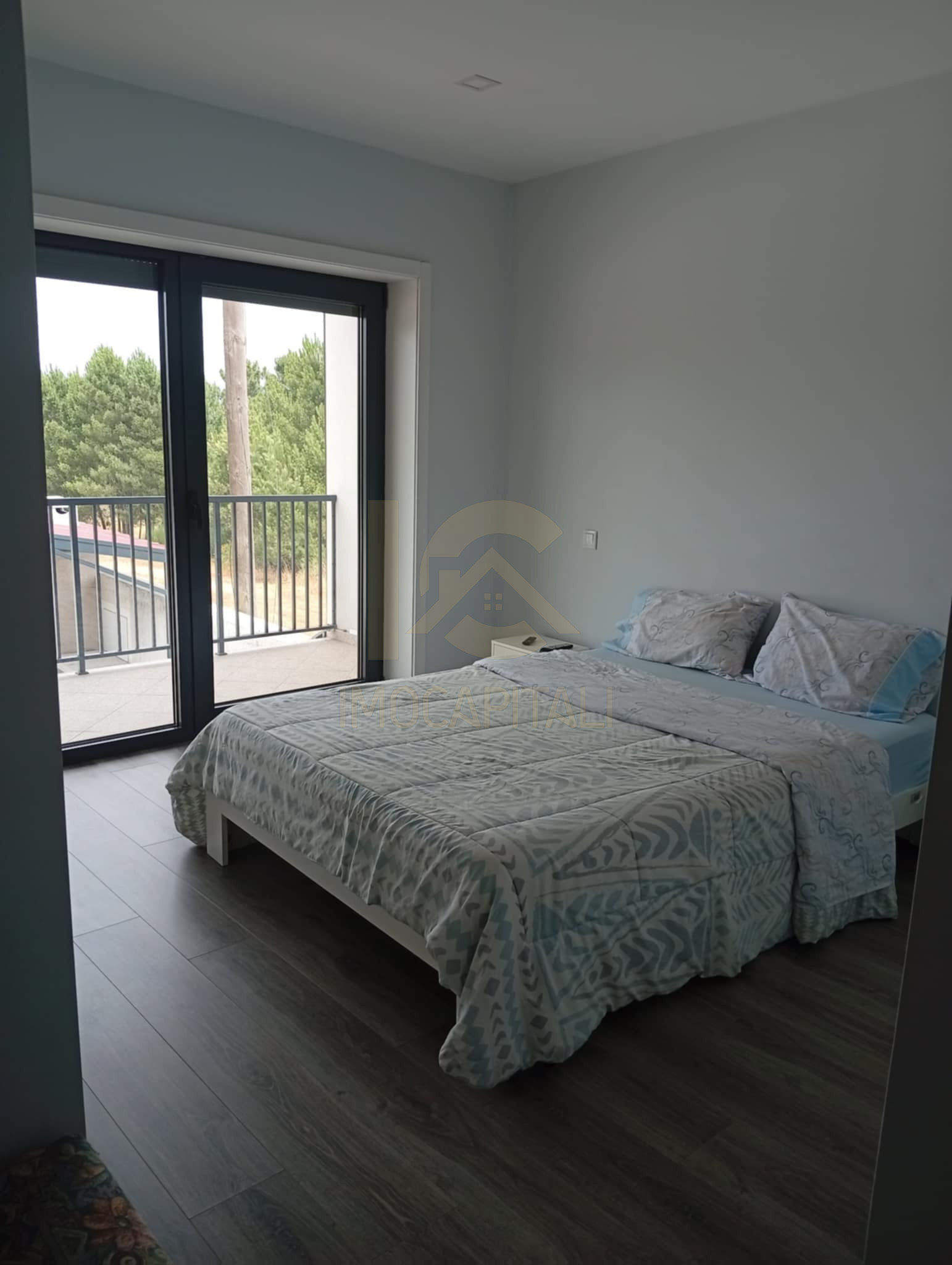 4b030392-a20f-428b-ac15-a39b3590d892