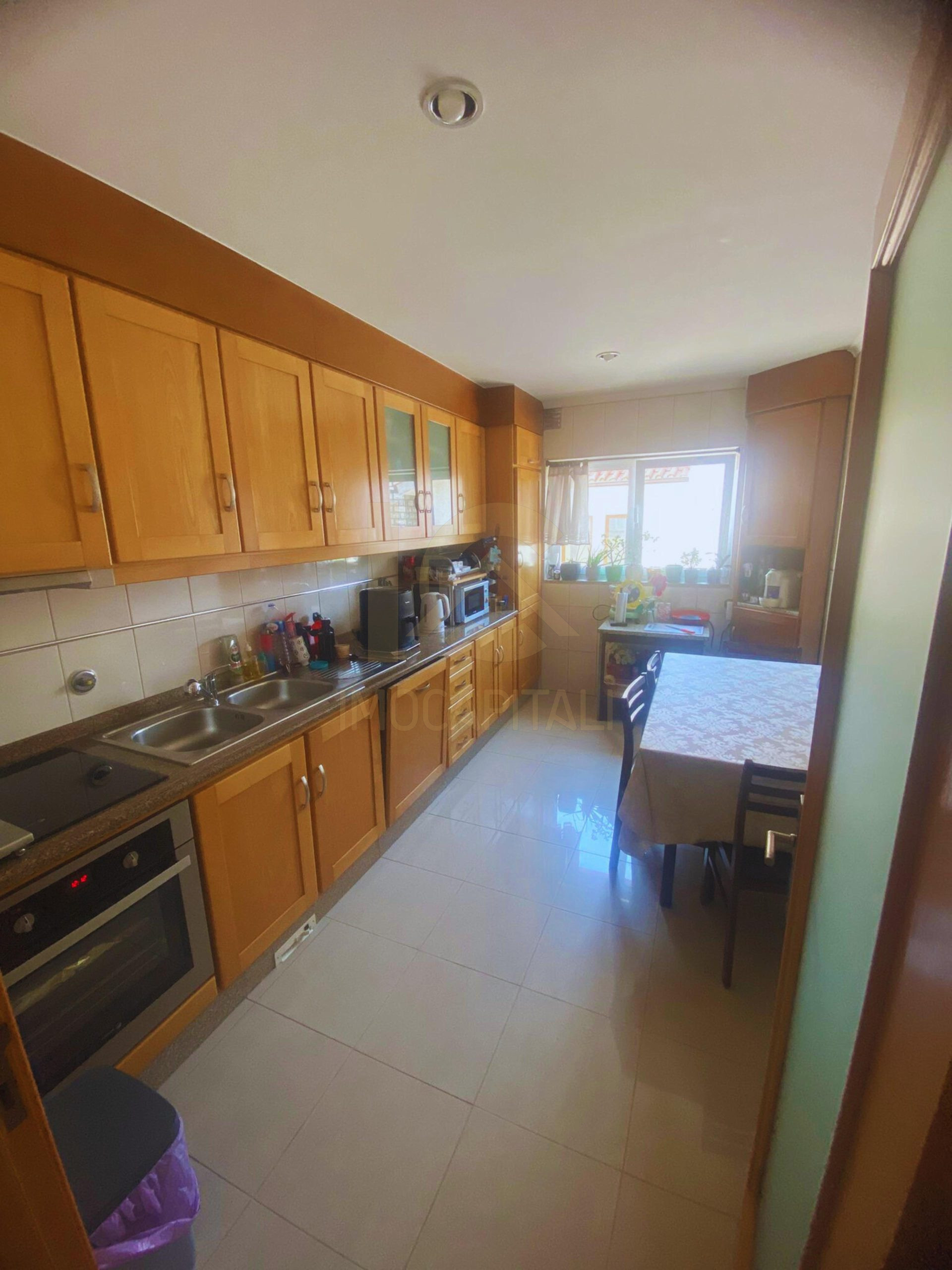 85d8b753-cd9b-4b09-bf02-71621677d907