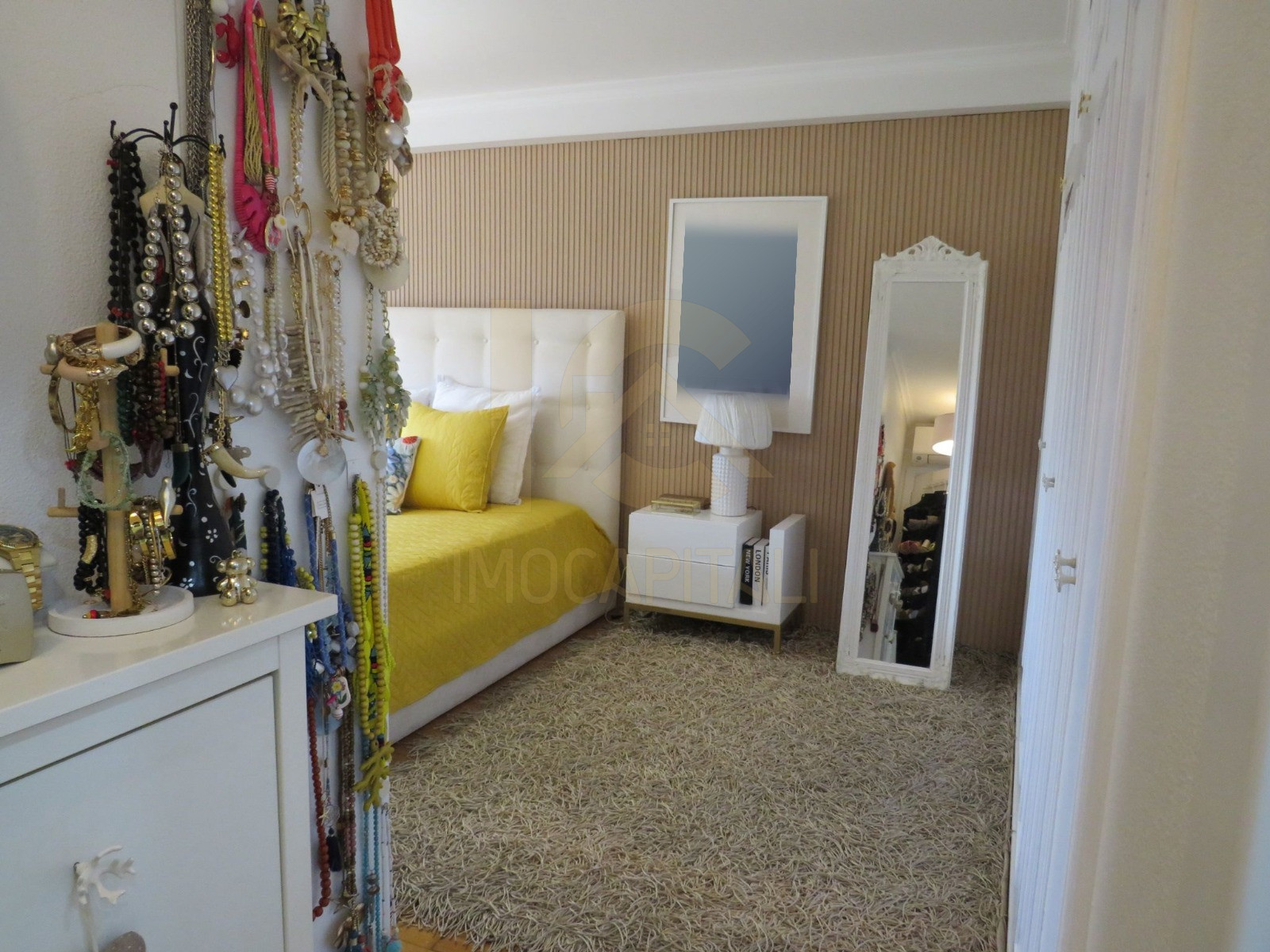 93fc823d-7099-4b9d-92b6-a76f2cfb9283