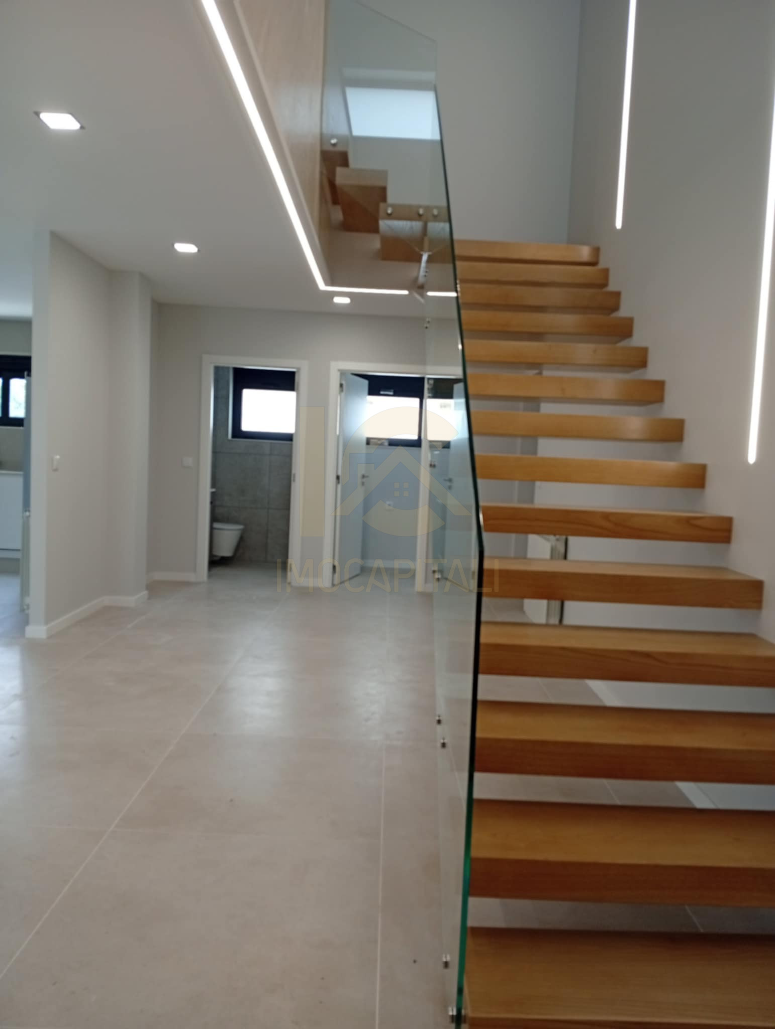 dfa4c290-c5db-4240-a483-f8d089e2a64a