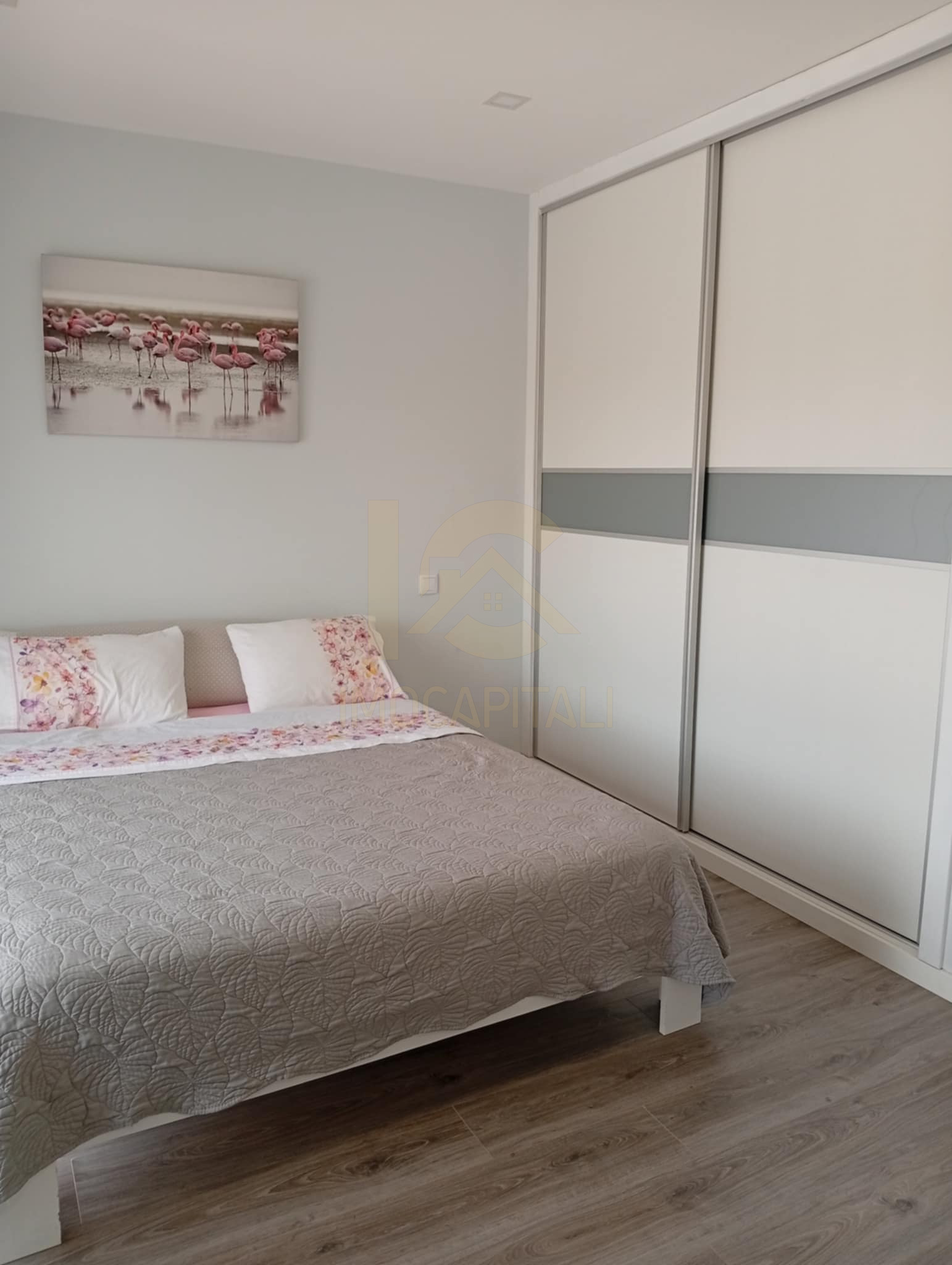 efc2d438-2914-4d3e-ae8c-d54c7b431b19