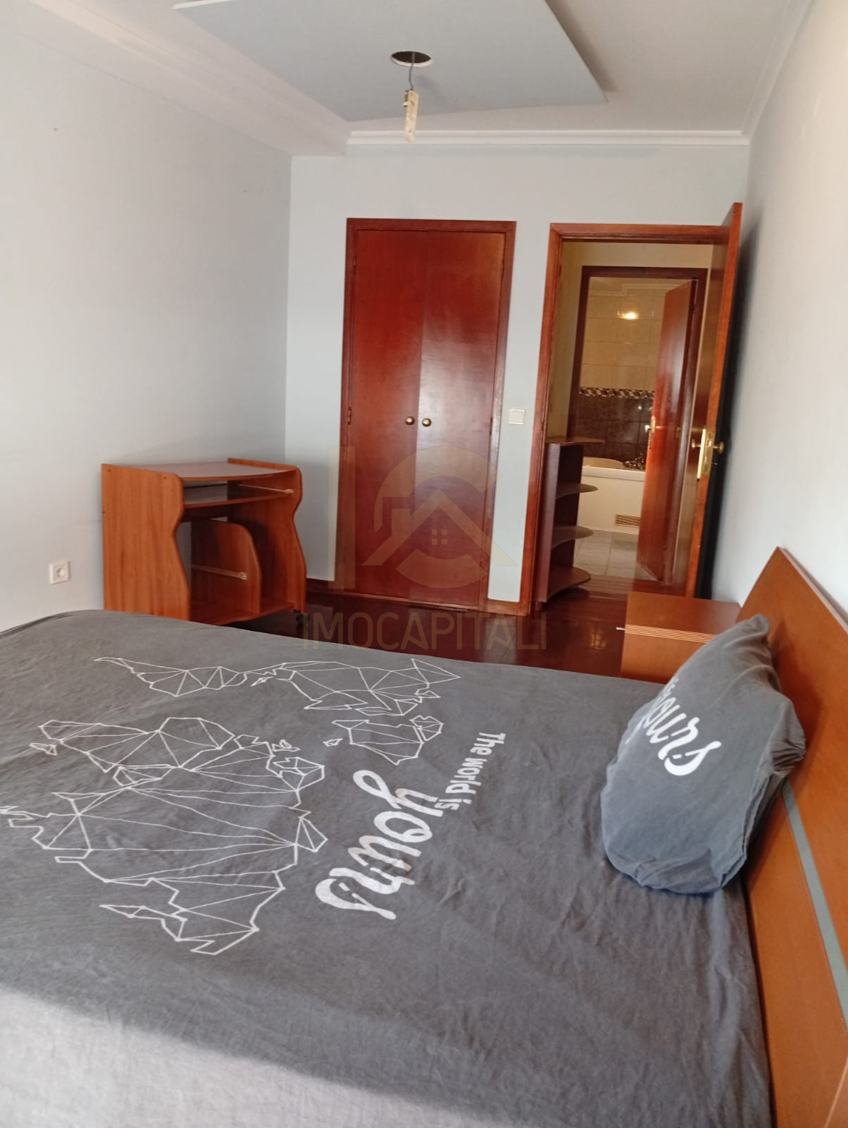 f3b060af-0681-432f-8730-3ddc68828897