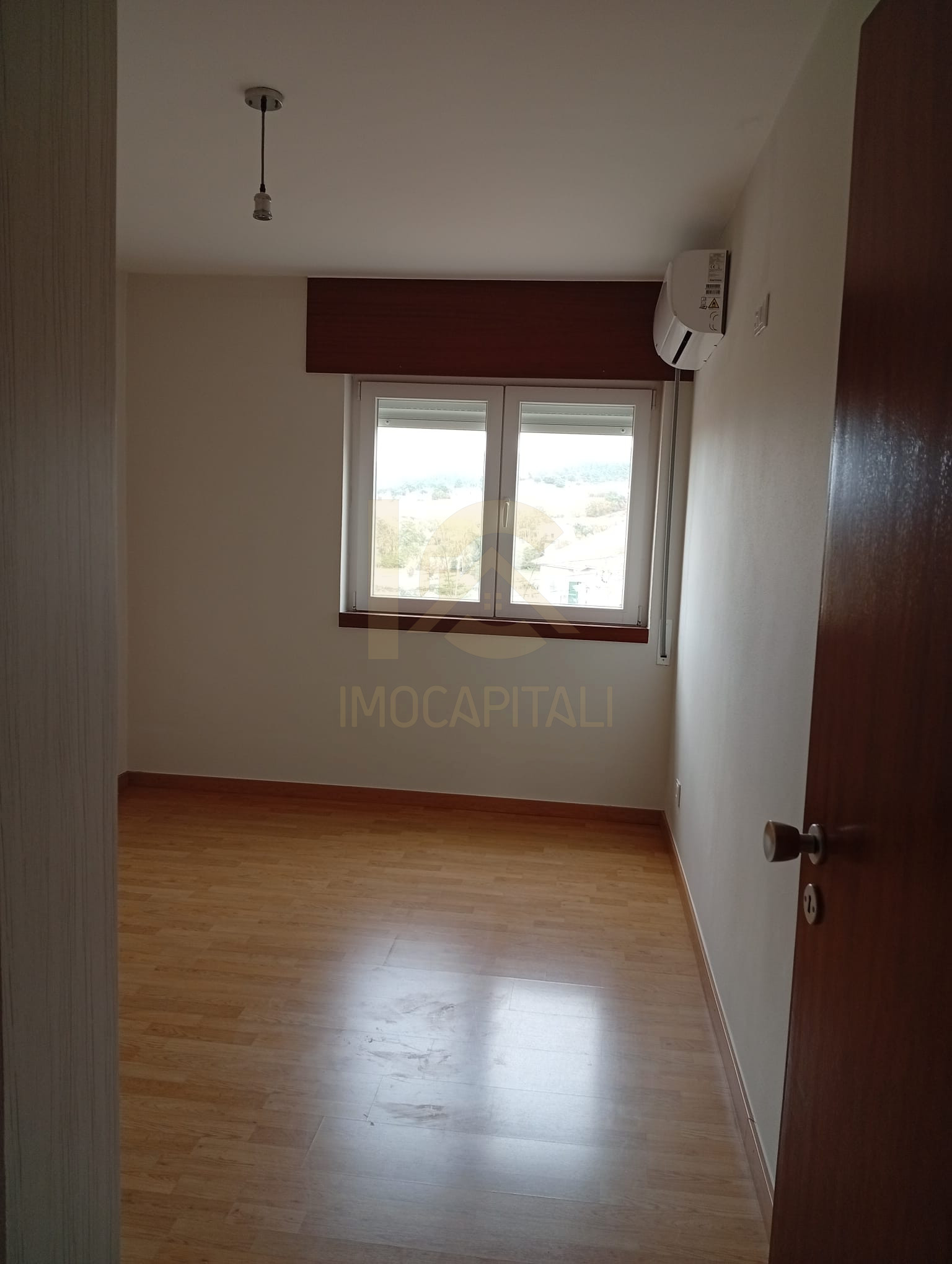 b971dca1-8df9-4be1-b98b-2c9008bd0a34