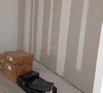 2db0b0fc-edaf-4e58-b5c3-b0422d46b851